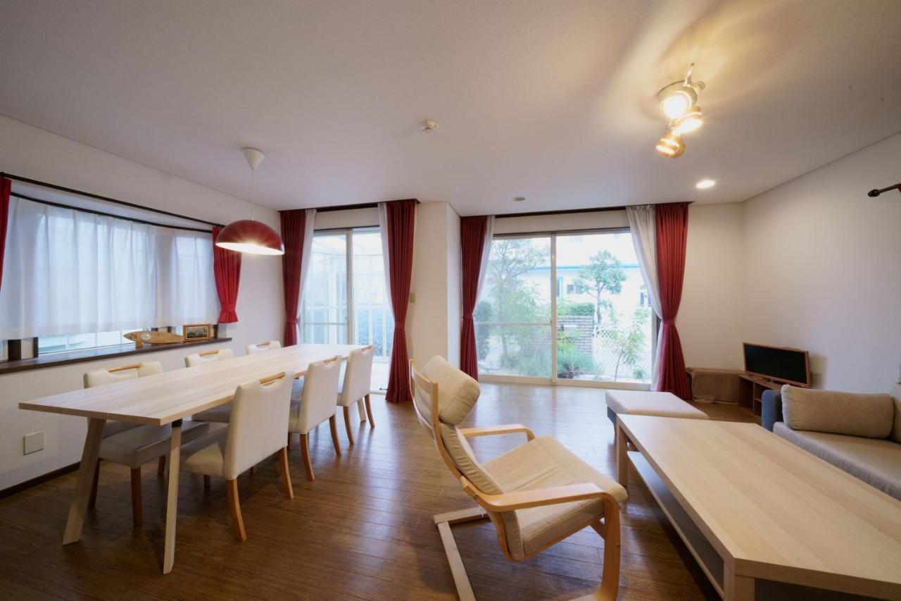 Вилла Atagohama Seaside House Фукуока Экстерьер фото
